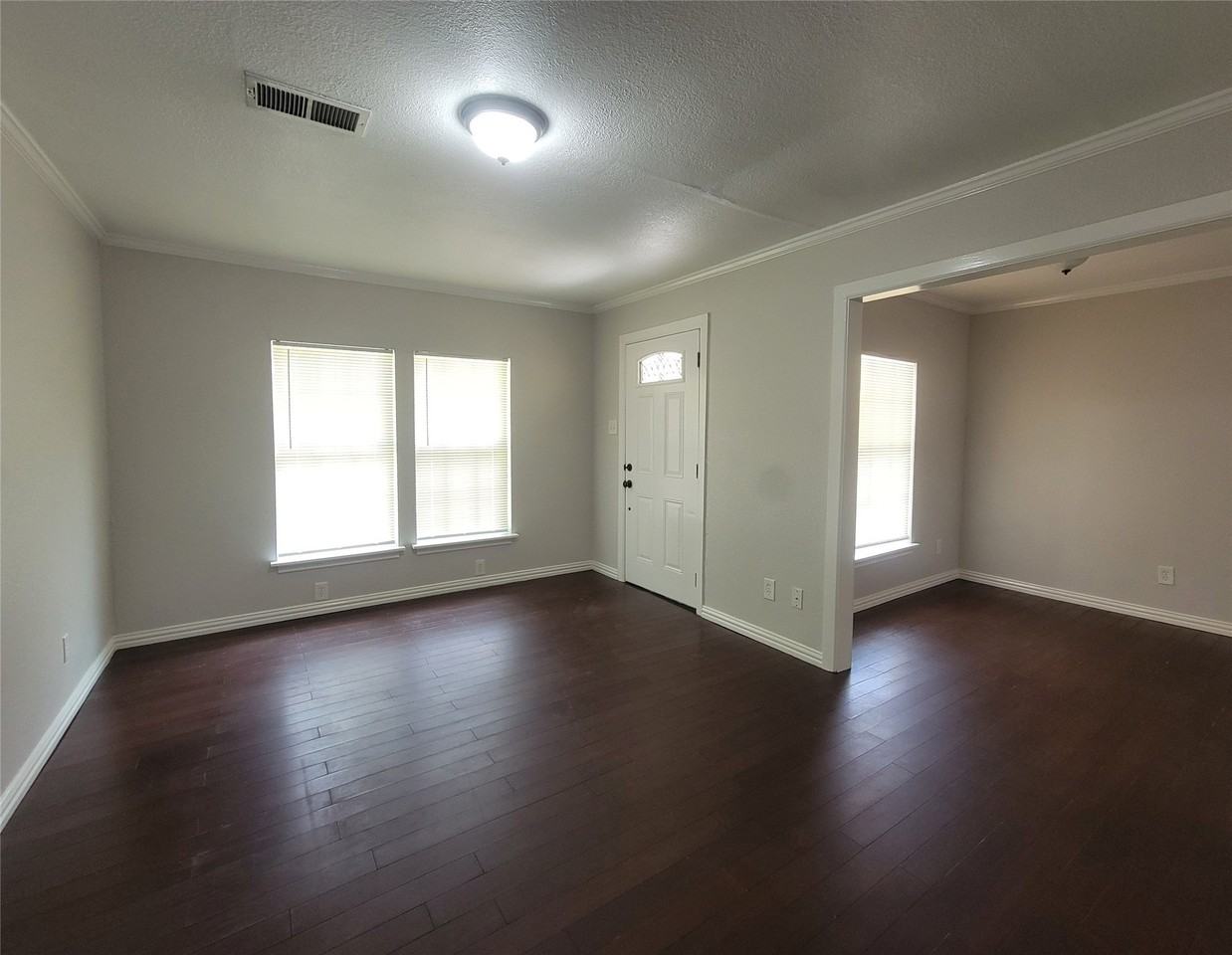 1225 Blalock Ave - Photo 6 of 24