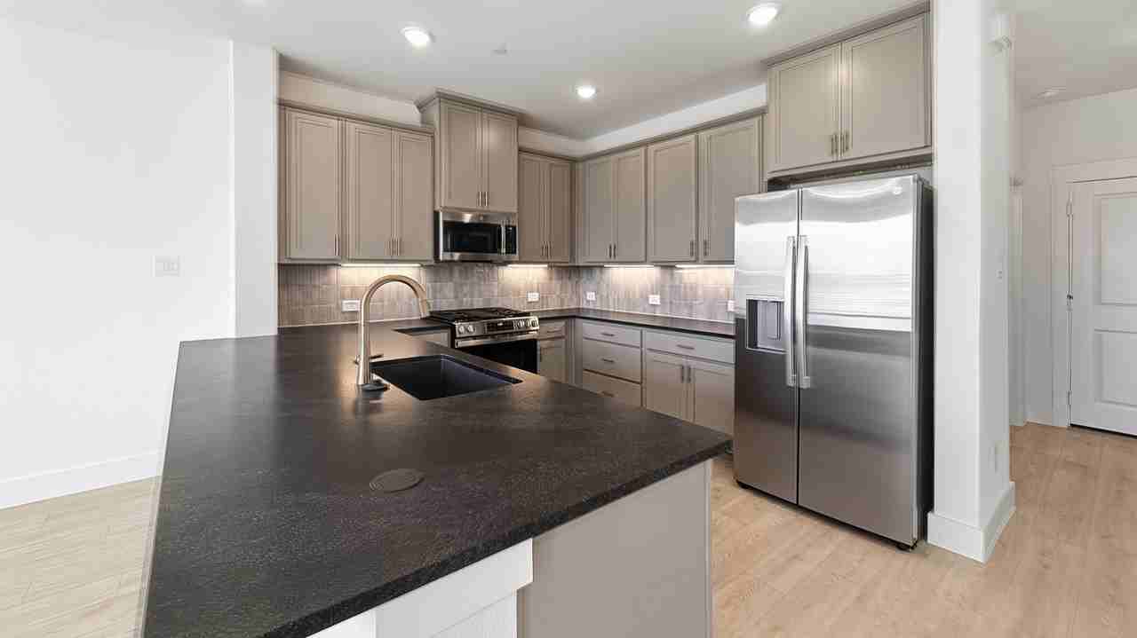 2525 Brunswick Way - Photo 4 of 19