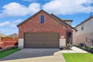 623 Russell Dr - Photo 1 of 1