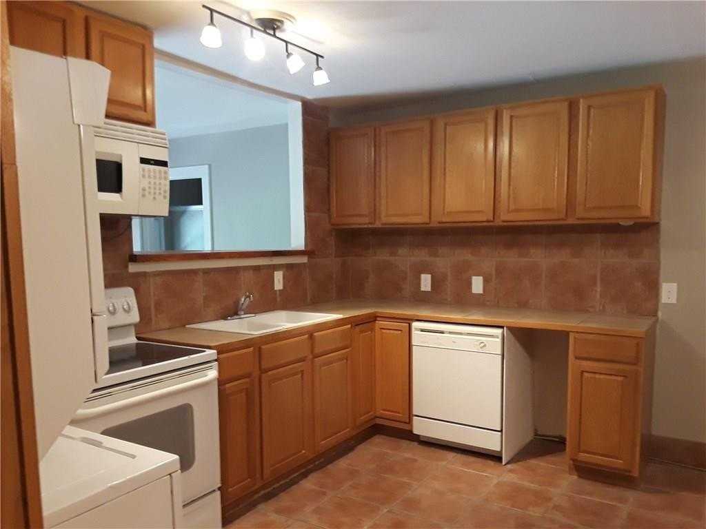 8417 Monmouth Dr - Photo 2 of 9