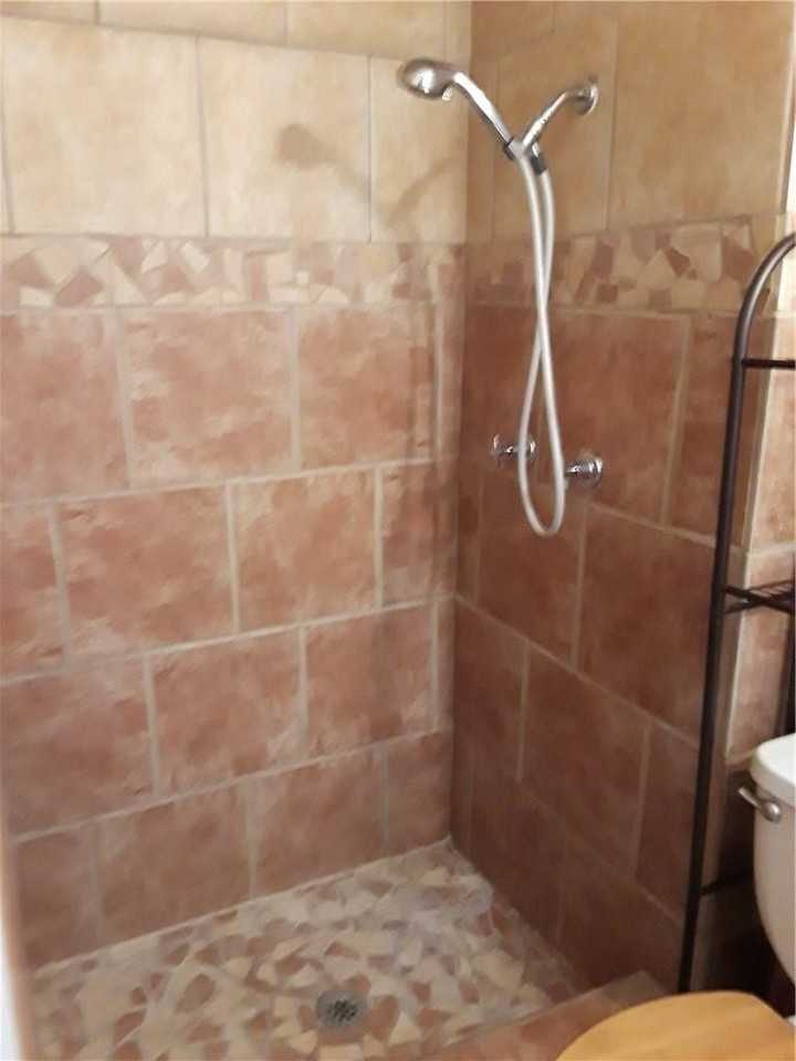 8417 Monmouth Dr - Photo 6 of 9
