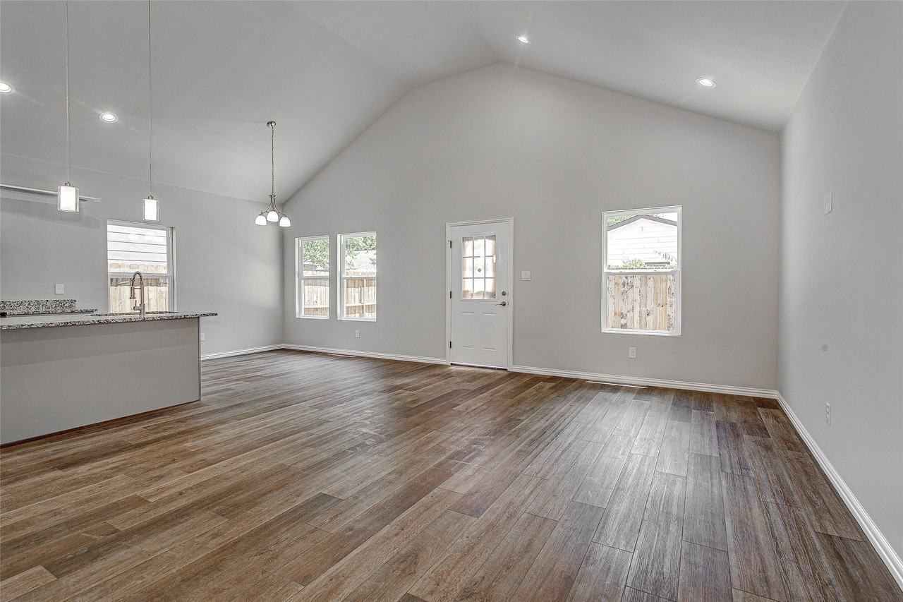 2511 Birdell St - Photo 5 of 21