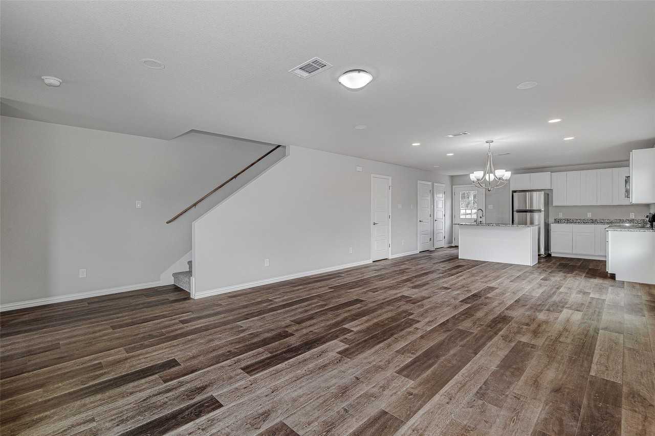 2602 Malone St - Photo 3 of 27
