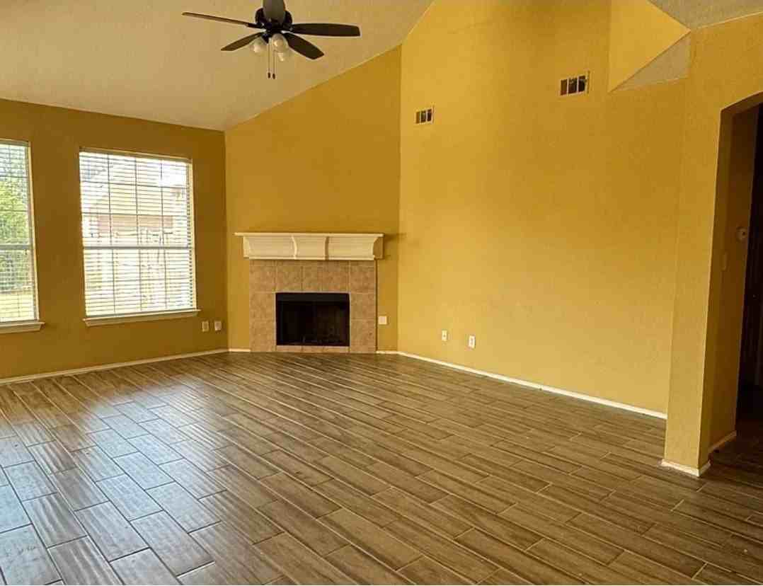 5013 Goldenrod Dr - Photo 5 of 22