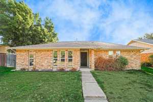 featured image of 338 Edgewood Dr