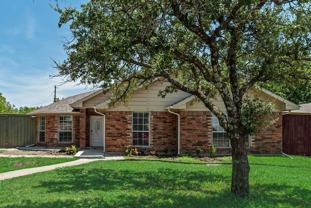 5114 Ben Davis Rd - Photo 1 of 1