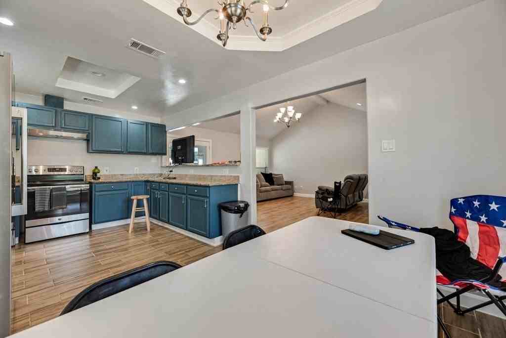 5114 Ben Davis Rd - Photo 5 of 28