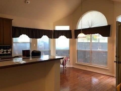 5701 Christy Ln - Photo 4 of 13