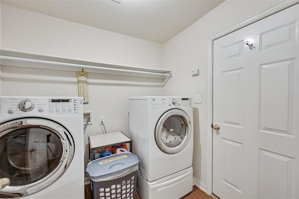 5701 Christy Ln - Photo 5 of 13