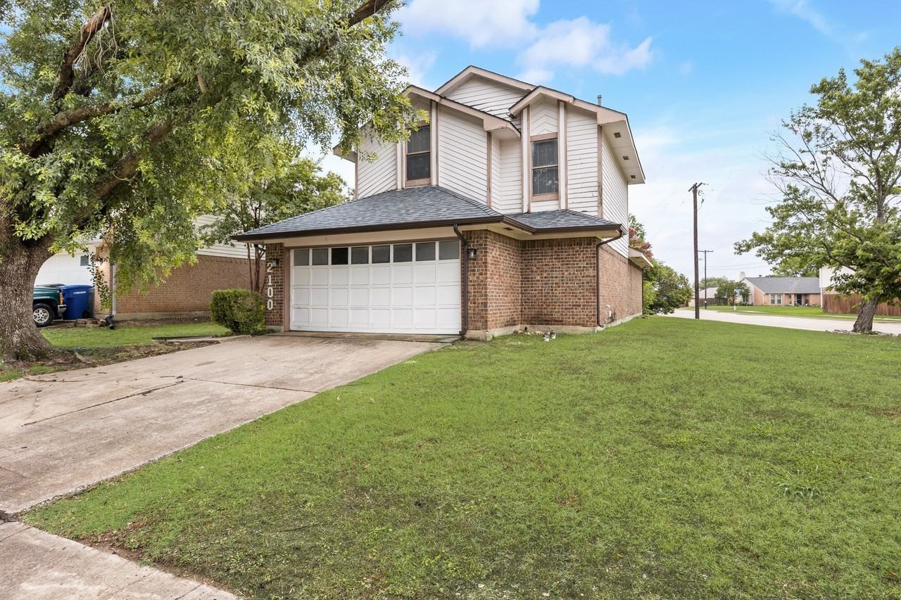 2100 Stradivarius Ln - Photo 2 of 21