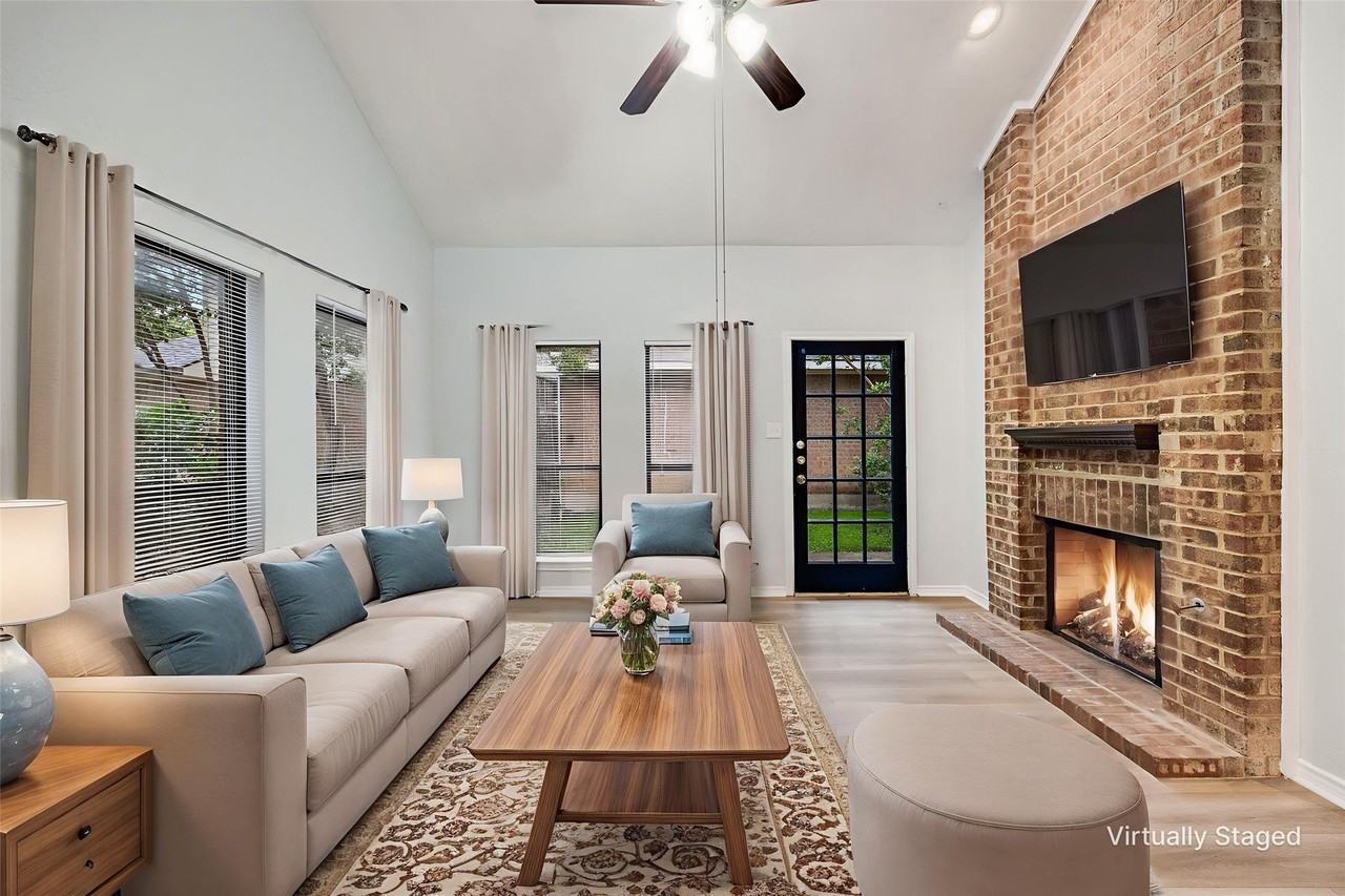 2100 Stradivarius Ln - Photo 6 of 21