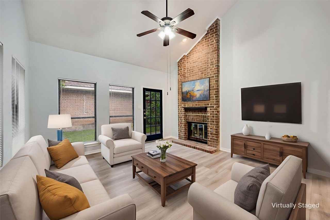 2100 Stradivarius Ln - Photo 7 of 21