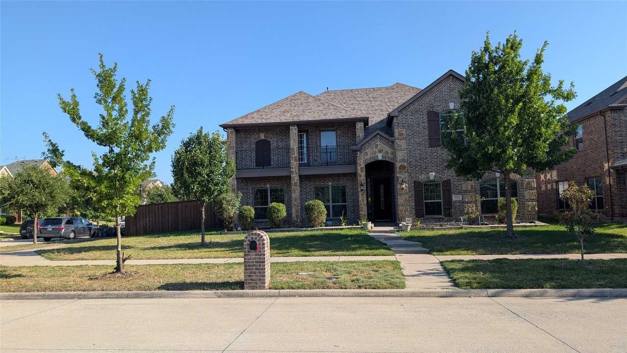 12461 Bridgeport Dr