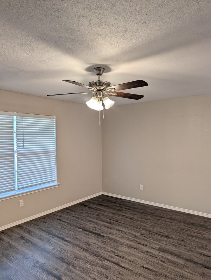 118 Westridge Dr - Photo 5 of 25