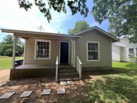 1419 Lindsey St - Photo 1 of 1