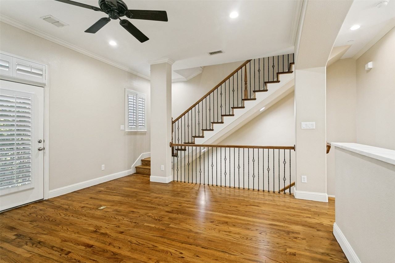 7212 Scotland Ct - Photo 7 of 29