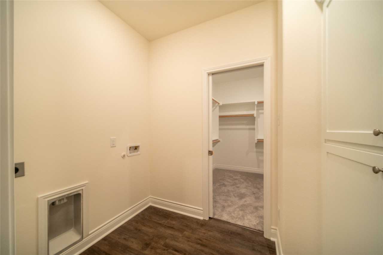 8504 Christie Ln - Photo 6 of 18