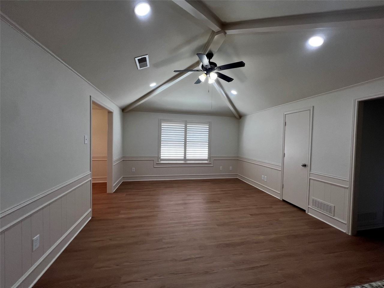 2501 Primrose Dr - Photo 6 of 19
