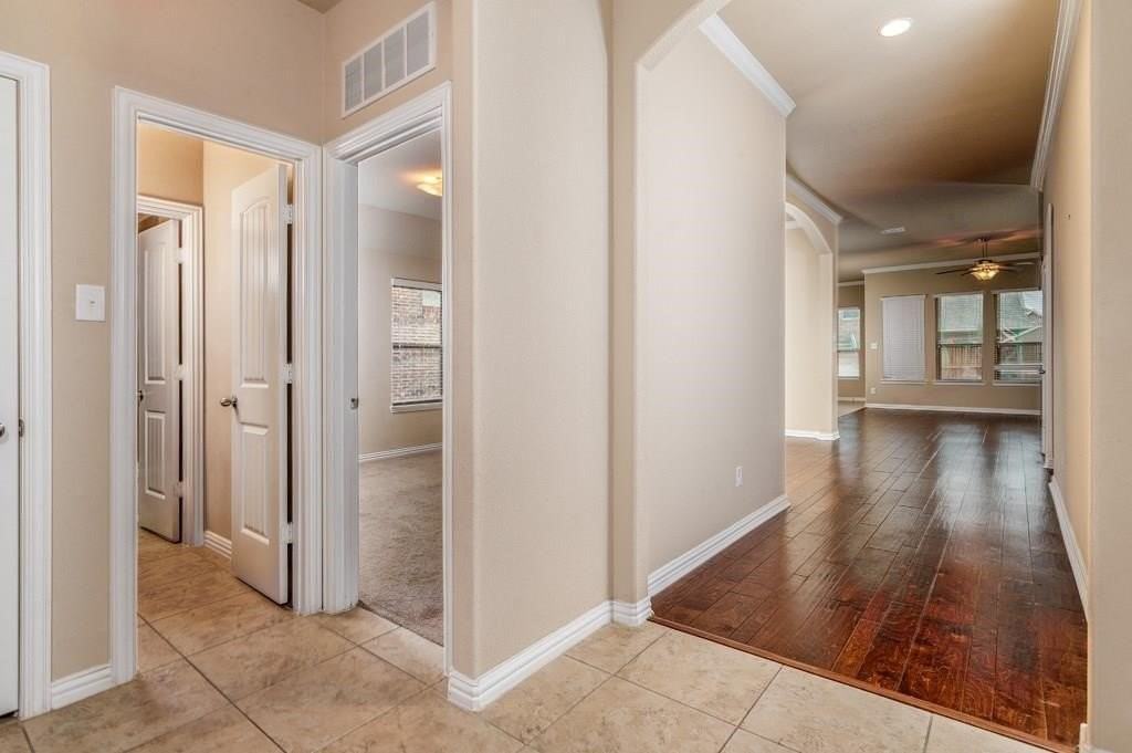4005 Lands End Dr - Photo 7 of 34