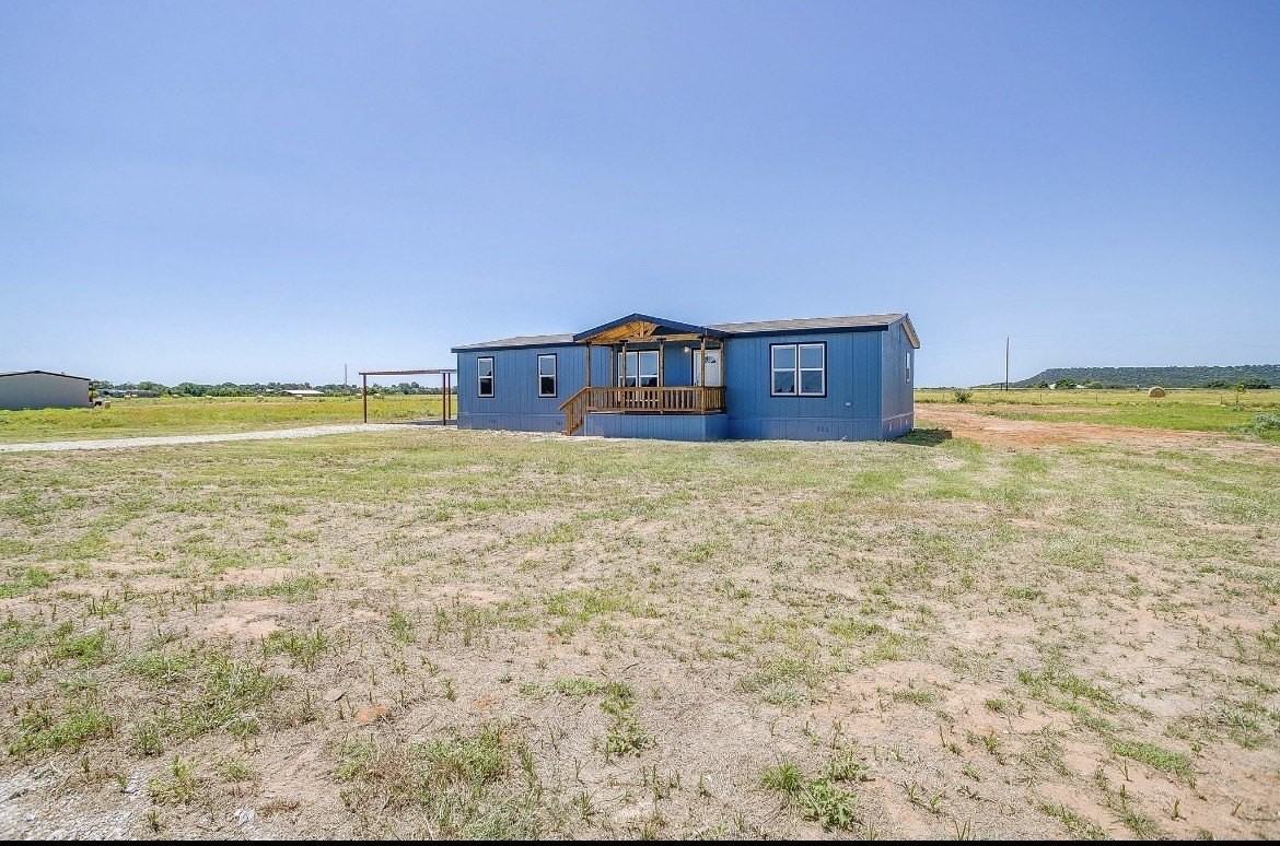 81 Kenzi - Photo 2 of 40