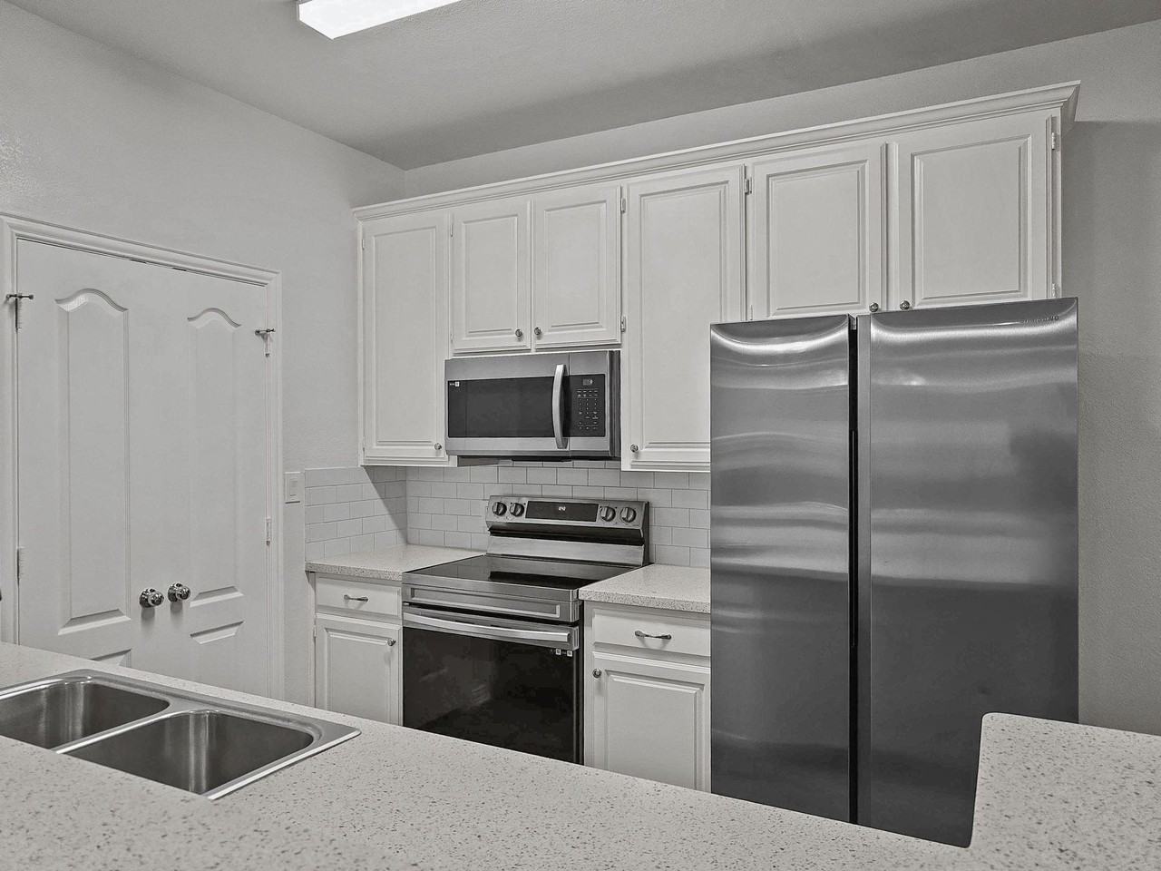 1501 Cedar Elm Dr #101 - Photo 6 of 22