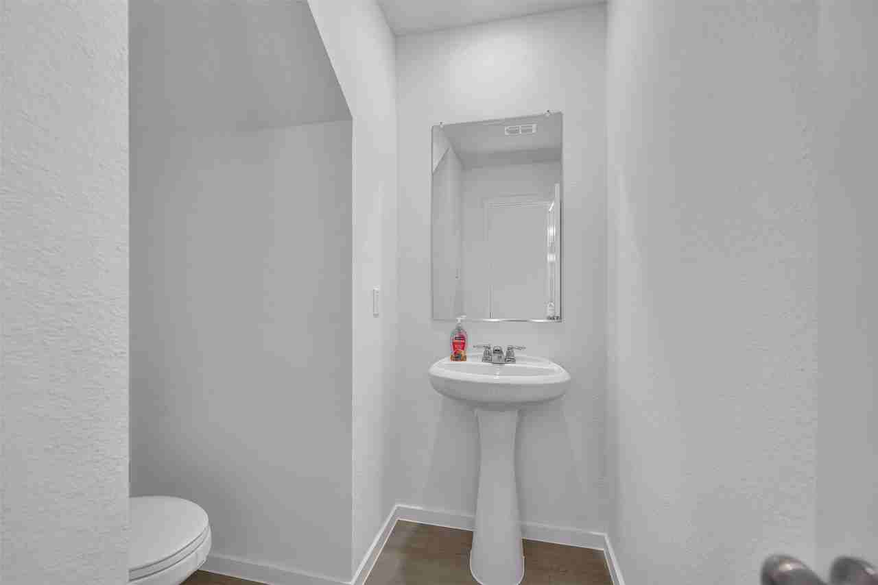 12185 Steeplechase Dr - Photo 6 of 23