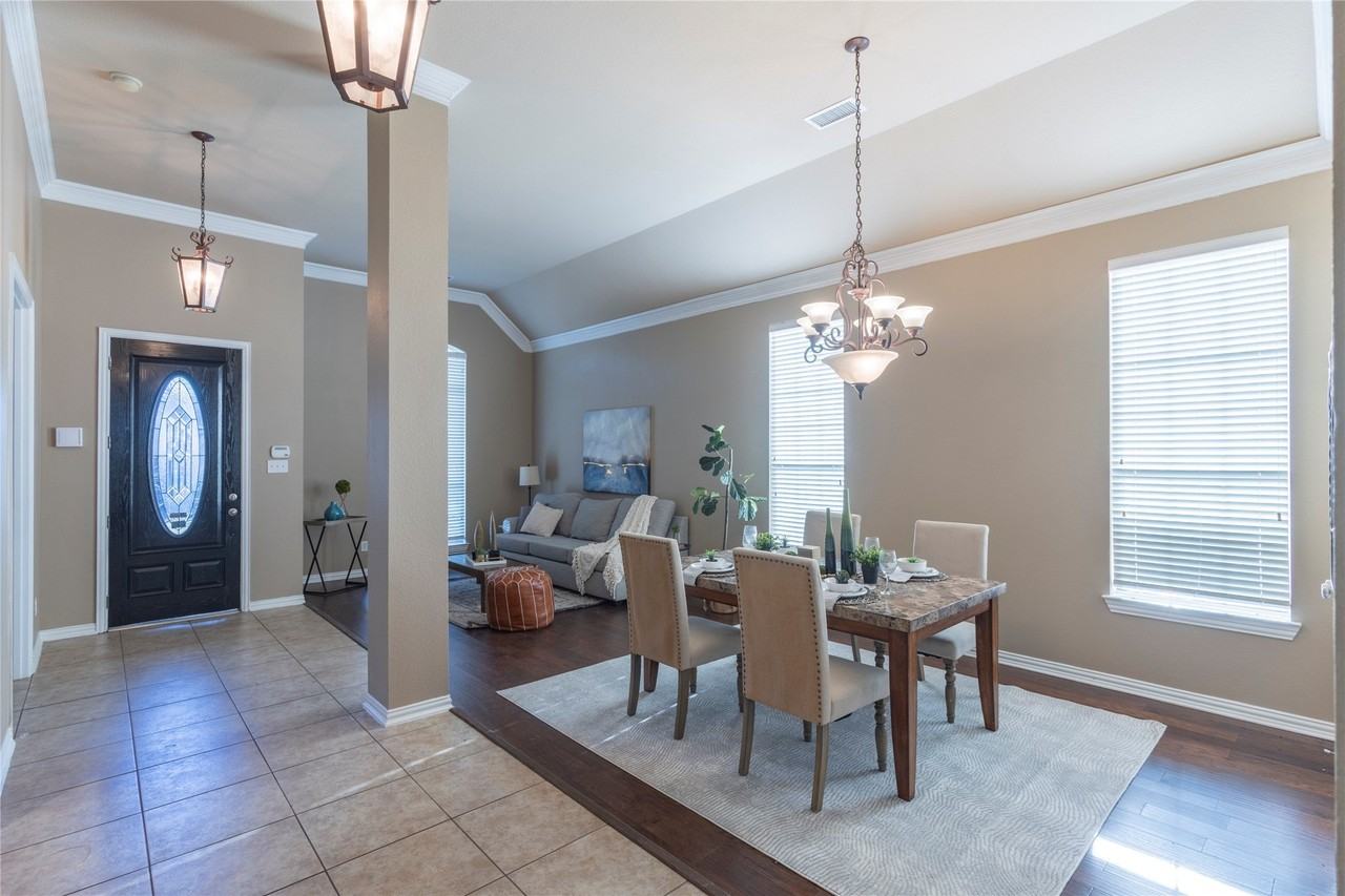 4073 White Porch Rd - Photo 3 of 40