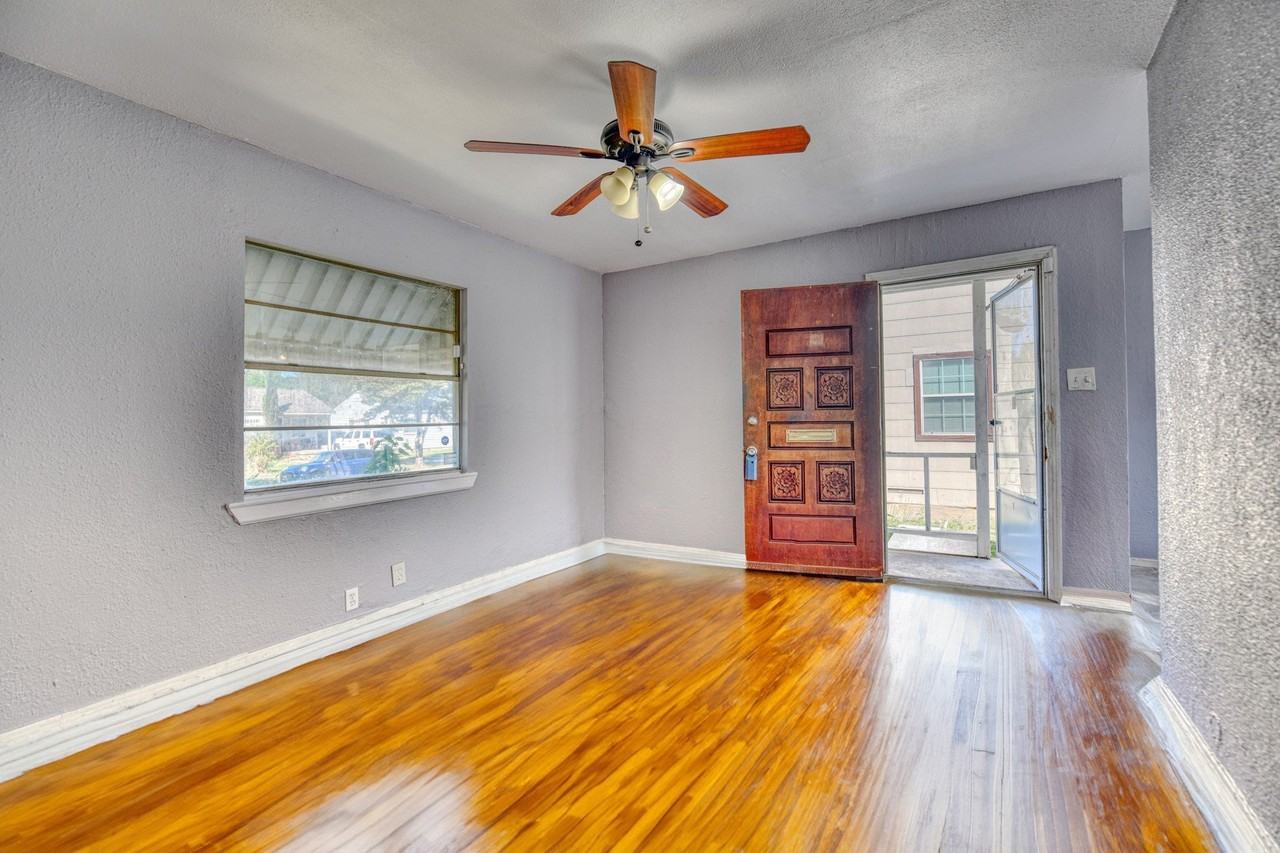 3330 Utah Ave - Photo 3 of 14