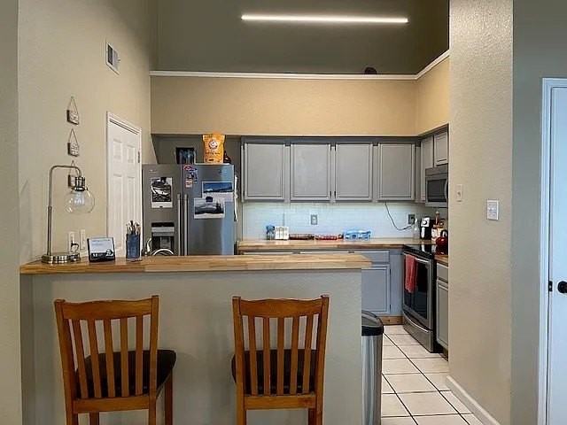 2062 Bronco Ln - Photo 7 of 17
