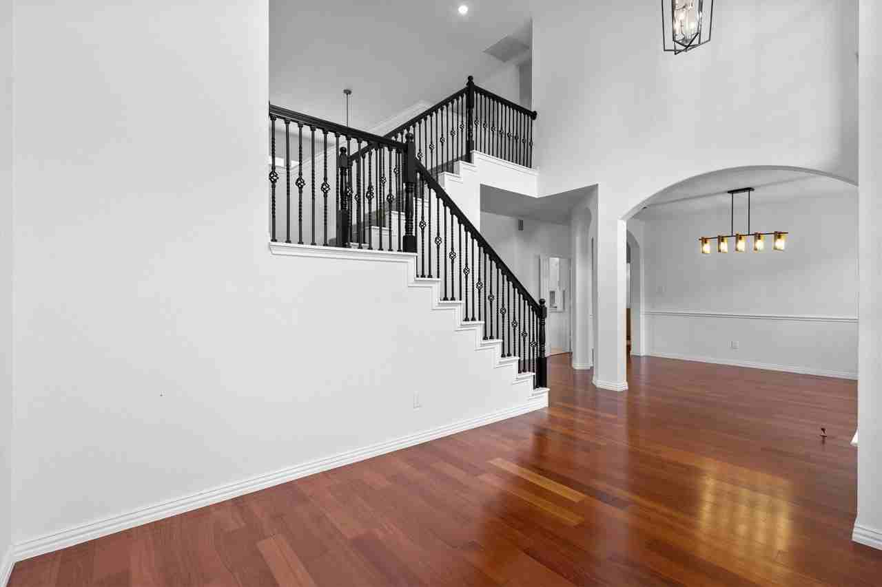 3108 Spring Grove Dr - Photo 2 of 37