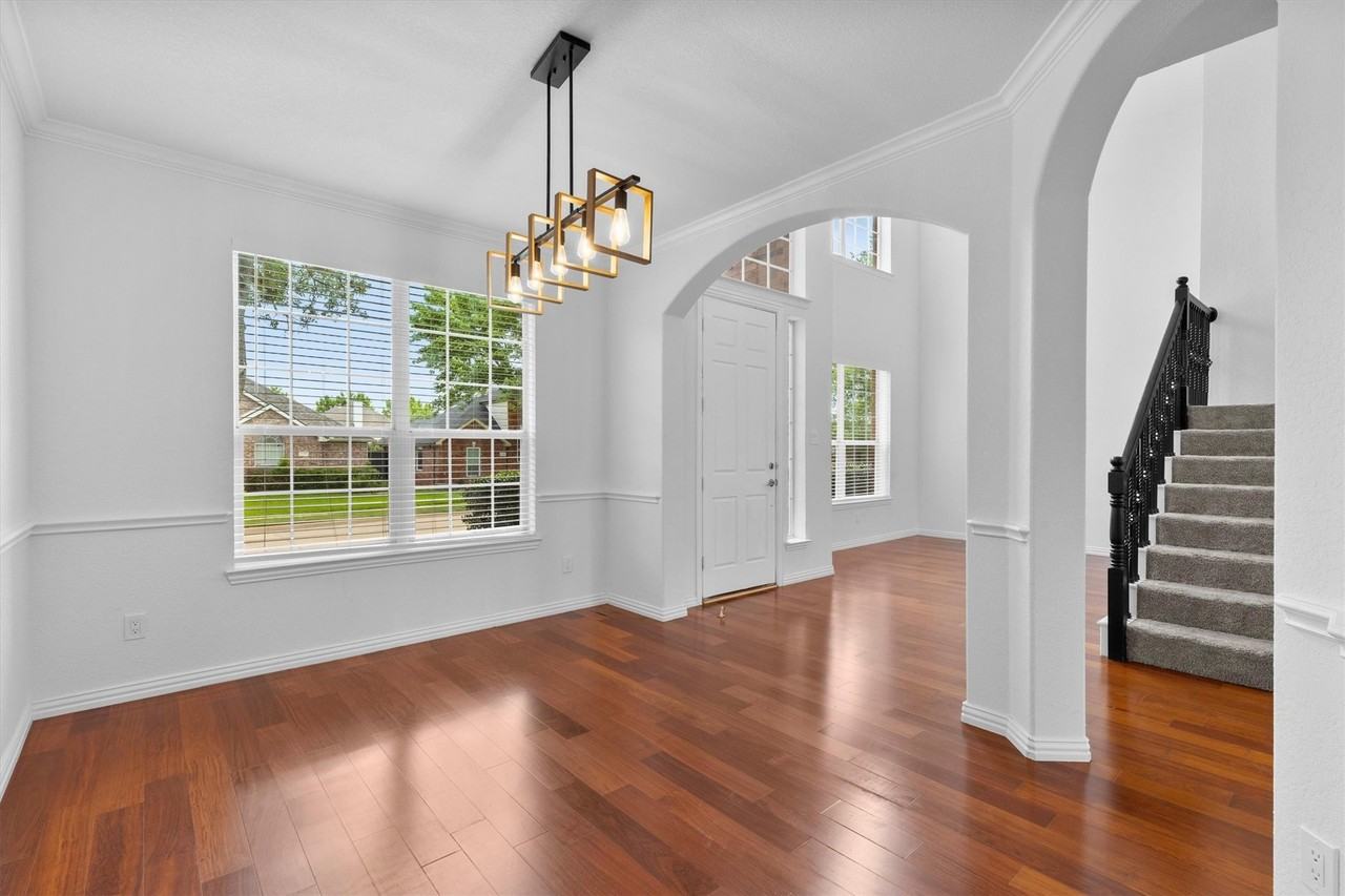 3108 Spring Grove Dr - Photo 4 of 37