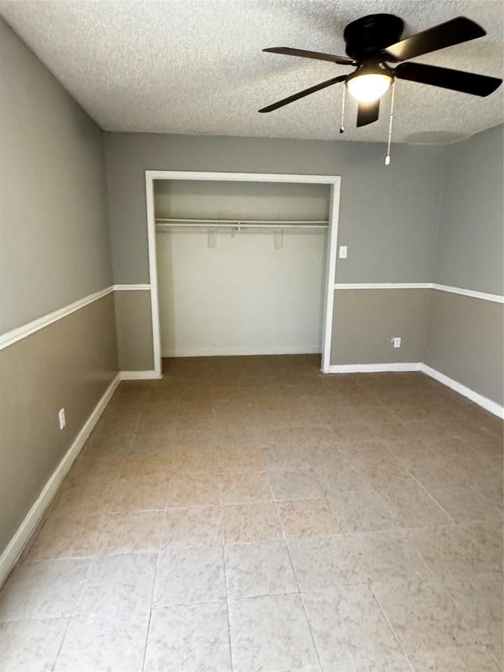 5410 Brookhollow Dr - Photo 7 of 15