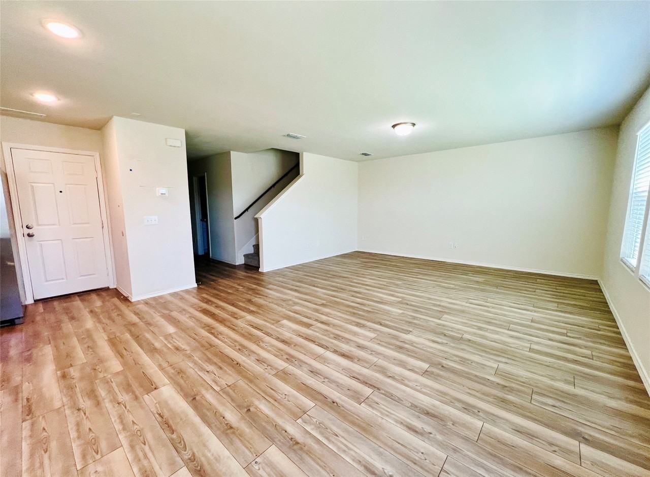 4649 Greyberry Dr - Photo 4 of 28