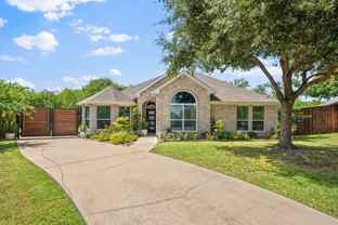 6402 Bluebonnet Dr - Photo 1 of 1