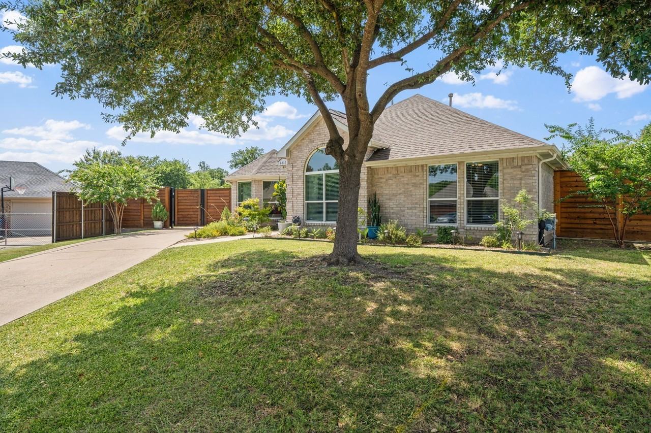 6402 Bluebonnet Dr - Photo 2 of 28