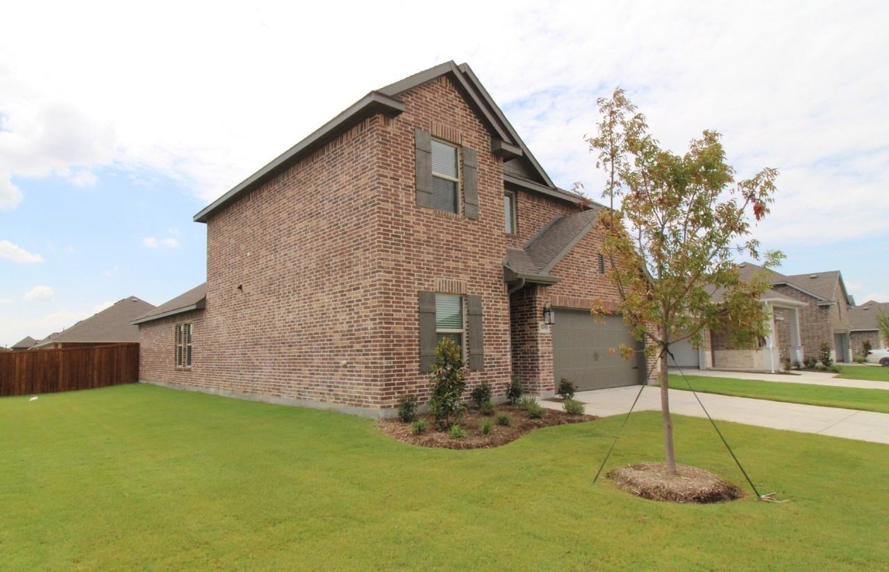 509 Ridgewood Dr - Photo 4 of 23