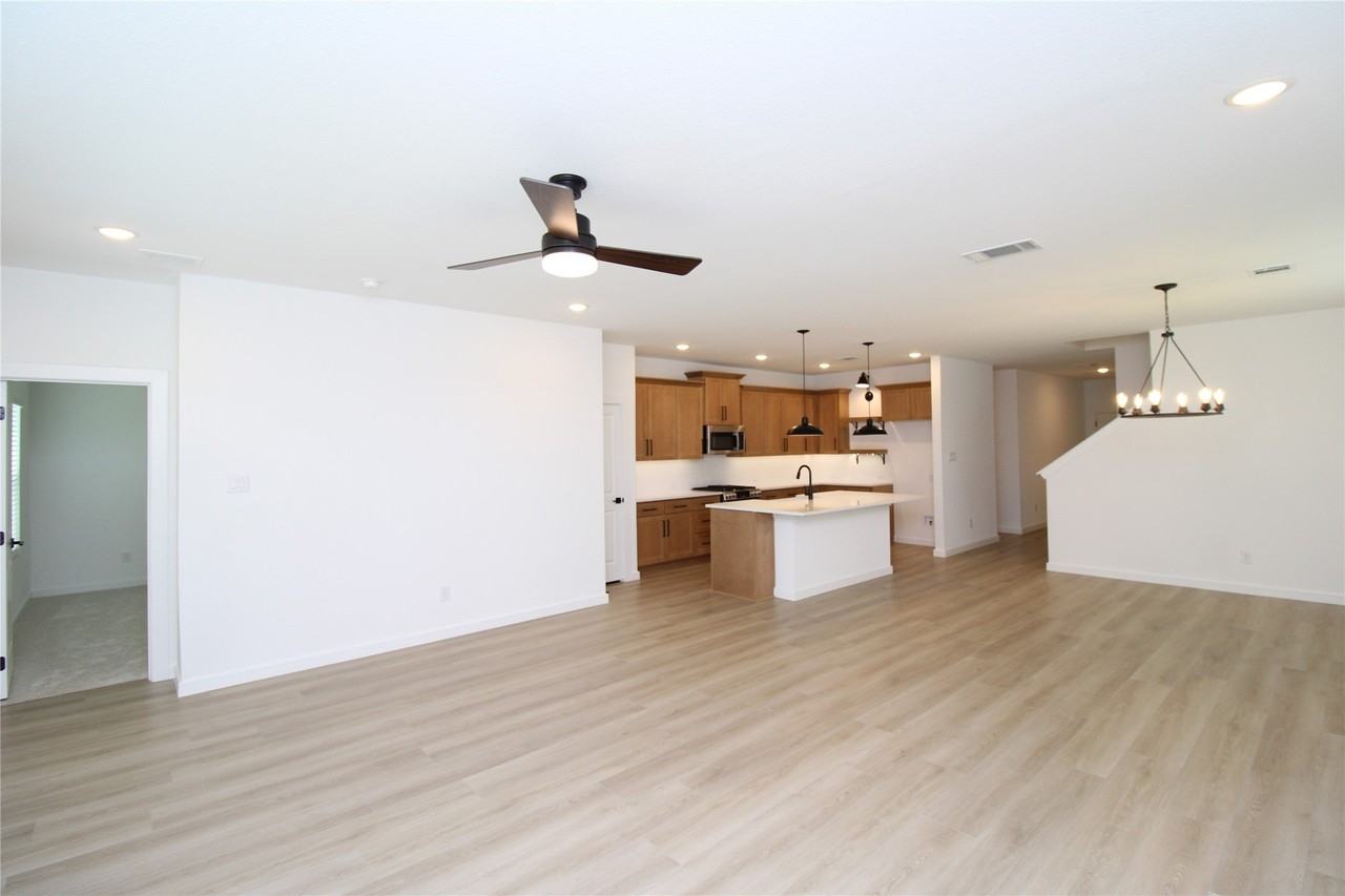 509 Ridgewood Dr - Photo 6 of 23