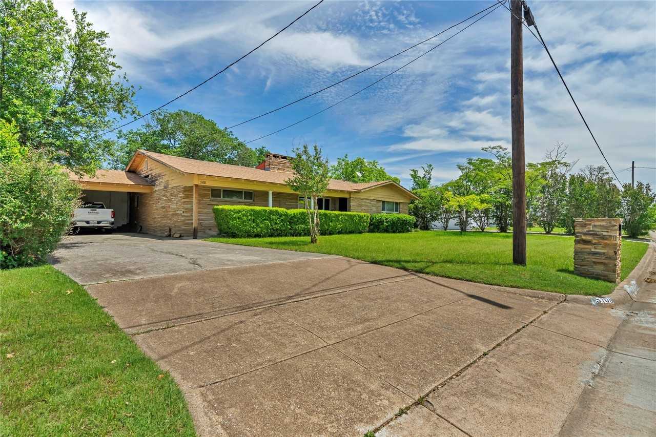 5108 Crown Rd - Photo 2 of 22