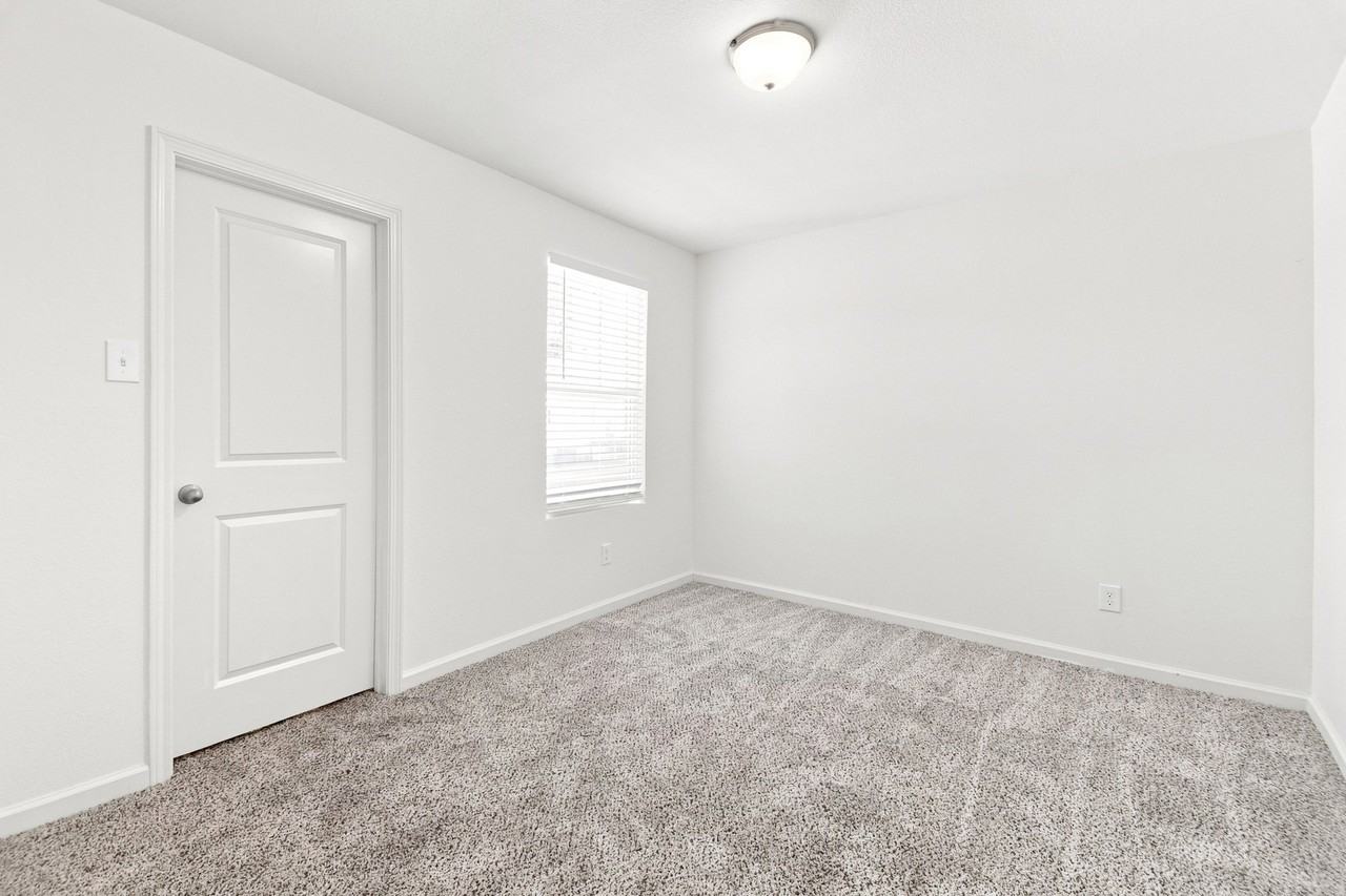 6520 Calico Ln - Photo 4 of 17