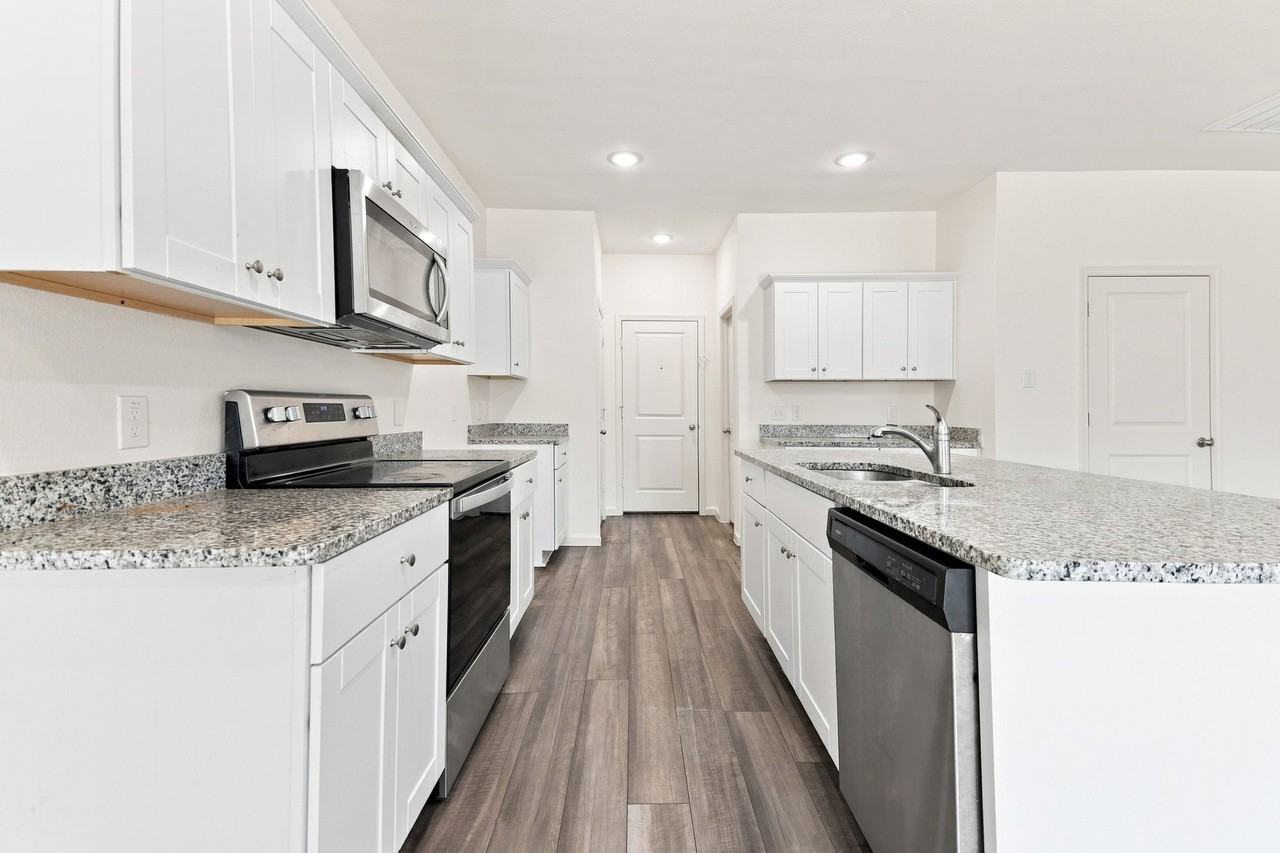 6520 Calico Ln - Photo 6 of 17