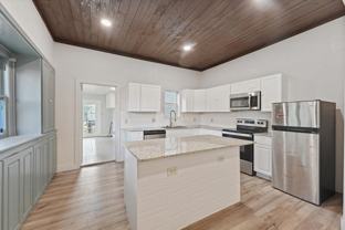 725 S Walnut St - Photo 1 of 1