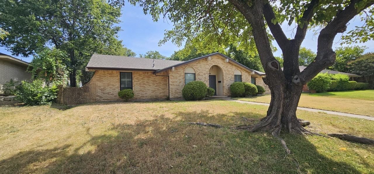 626 Little Creek Dr - Photo 3 of 31