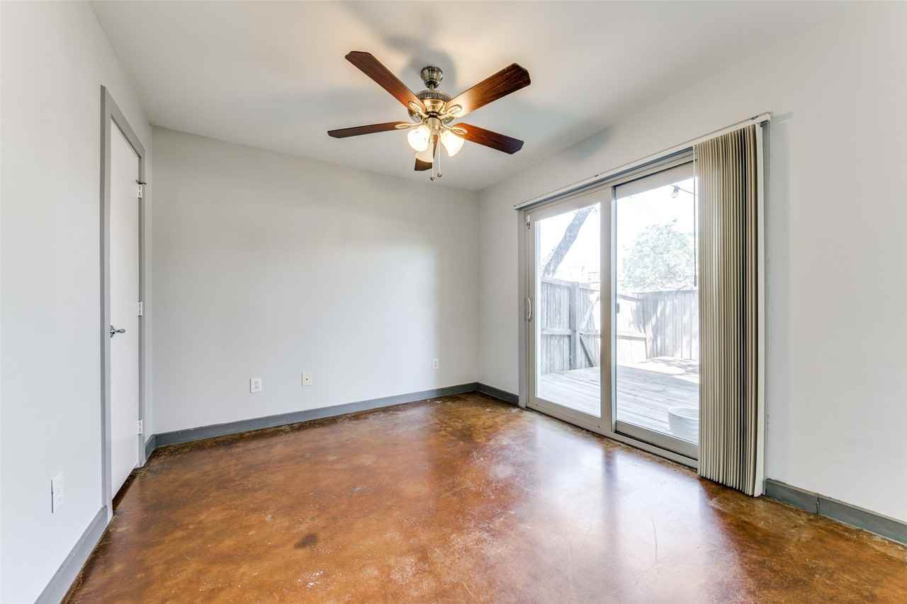 3801 San Jacinto St #B - Photo 3 of 23