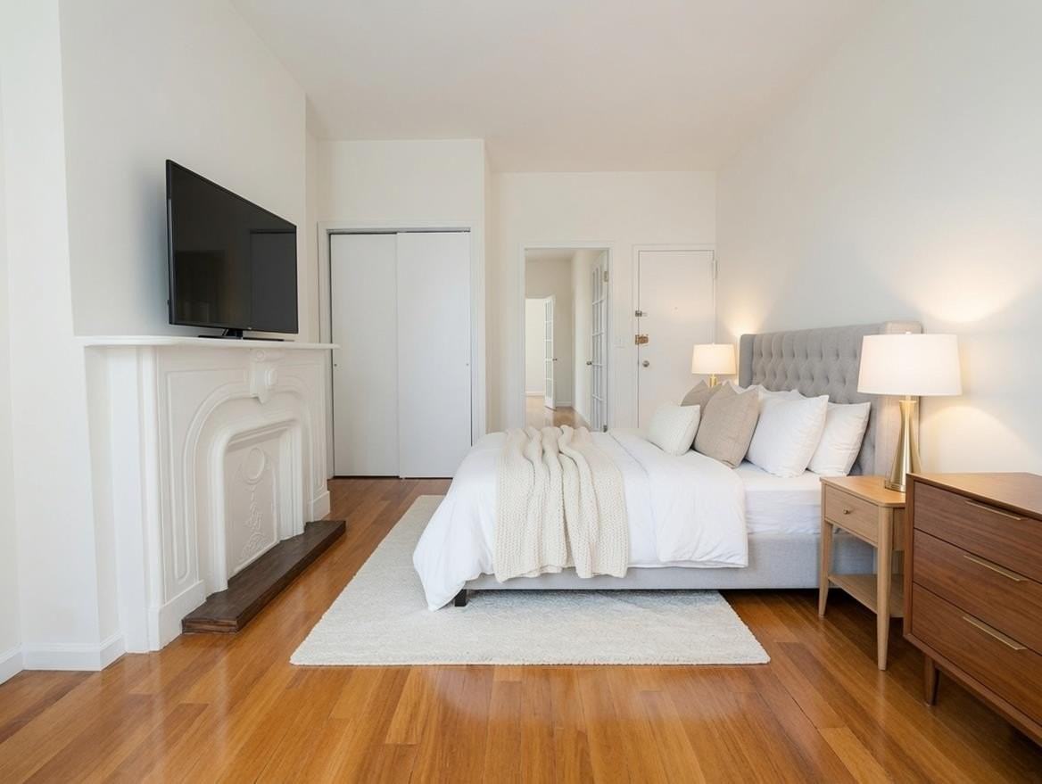 1603 2nd Ave #2S - Photo 4 of 6