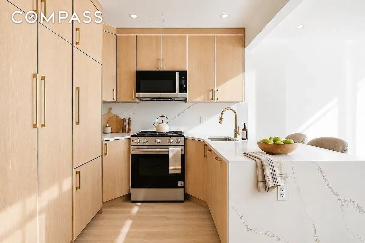 192 Flatbush Ave #4 - Photo 3 of 10