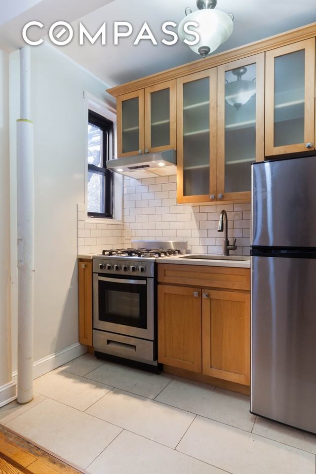 95 Lexington Ave #4C - Photo 2 of 8