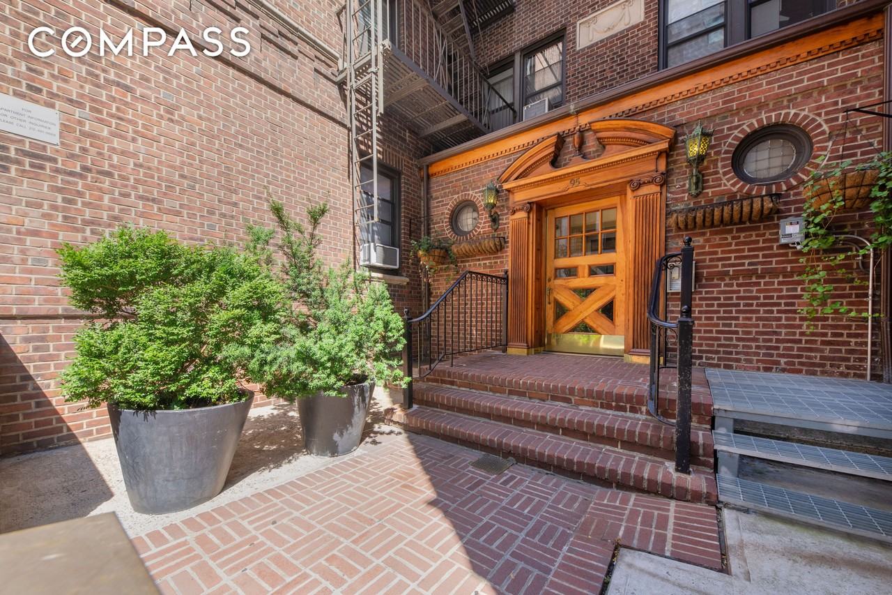 95 Lexington Ave #4C - Photo 6 of 8