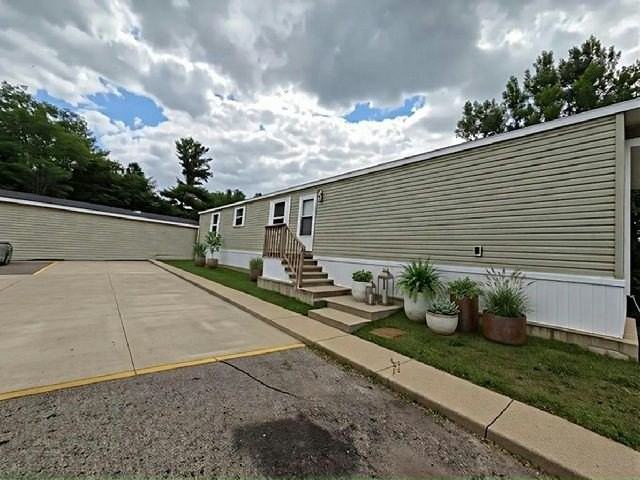 59 Hollywood Dr #232