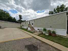 featured image of 59 Hollywood Dr #232
