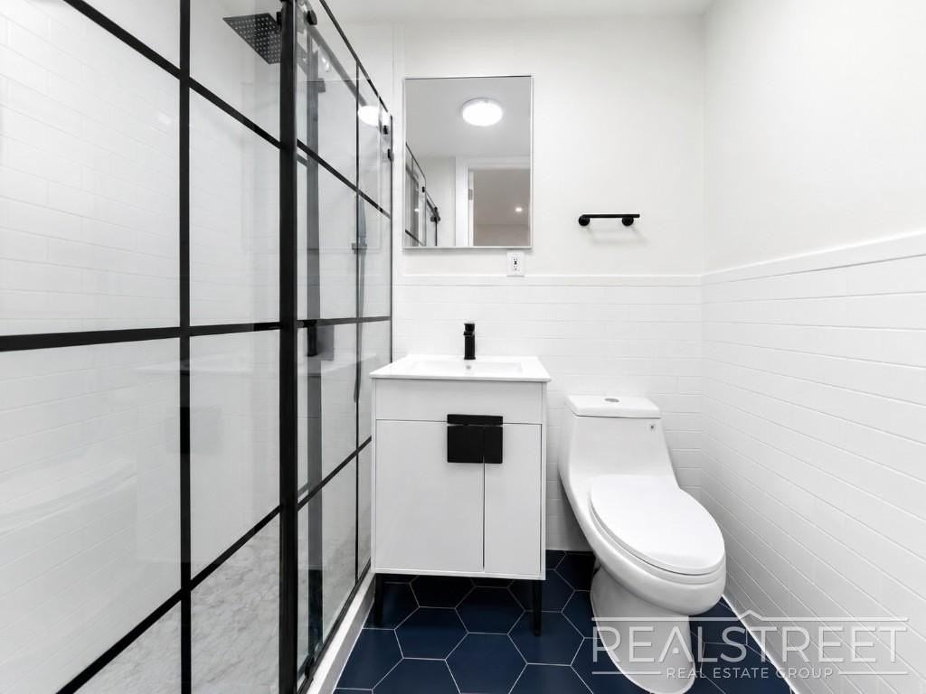 445 Classon Ave #2 - Photo 5 of 6